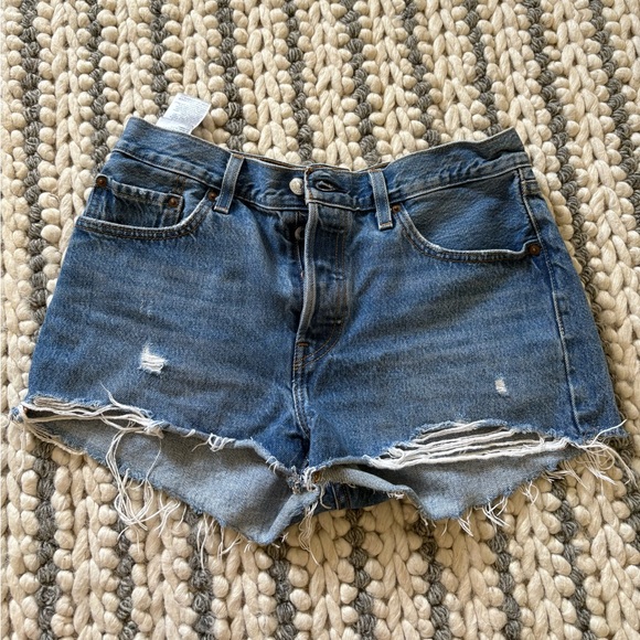 Levi's Pants - LEVI 501 denim shorts